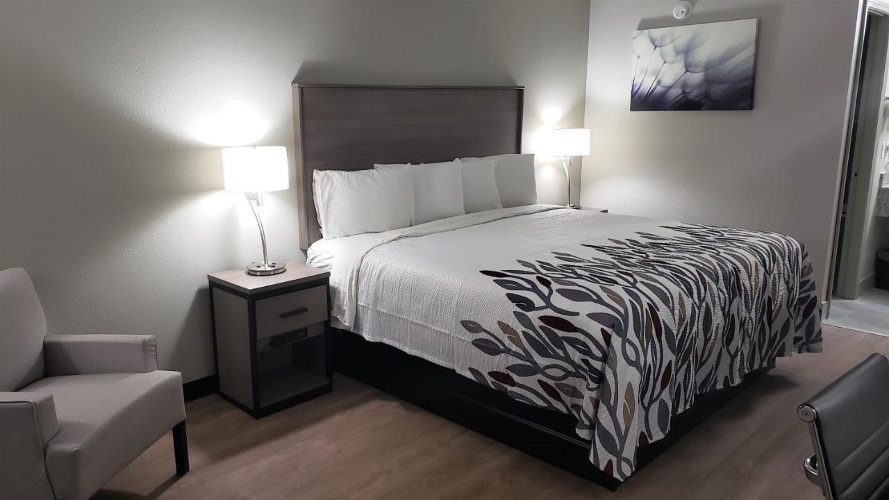 Americas Best Value Inn Cullman Exterior photo